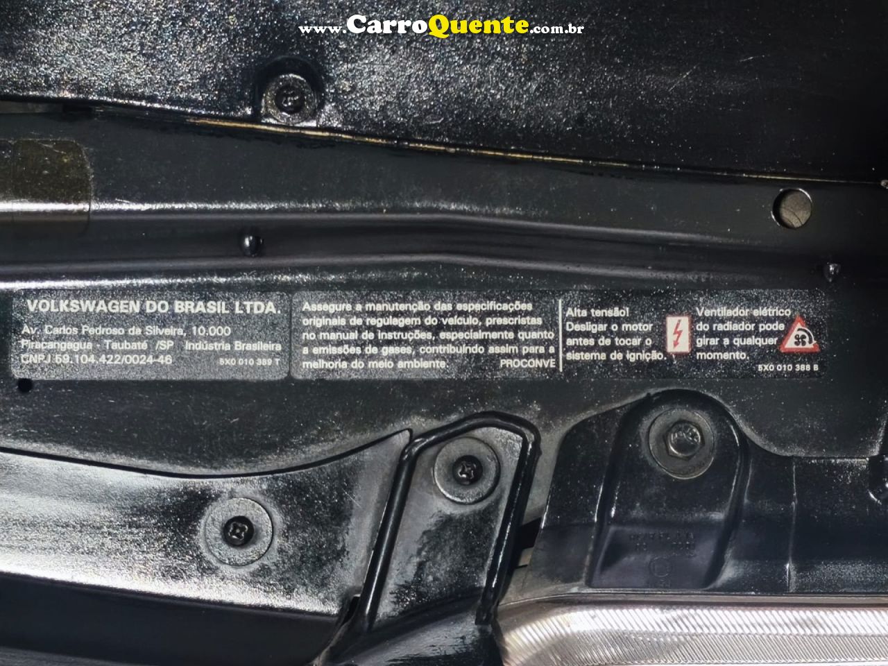 VOLKSWAGEN   GOL CITY 1.0 MI 8V 4P   CINZA 2005 1.0 GASOLINA - Loja
