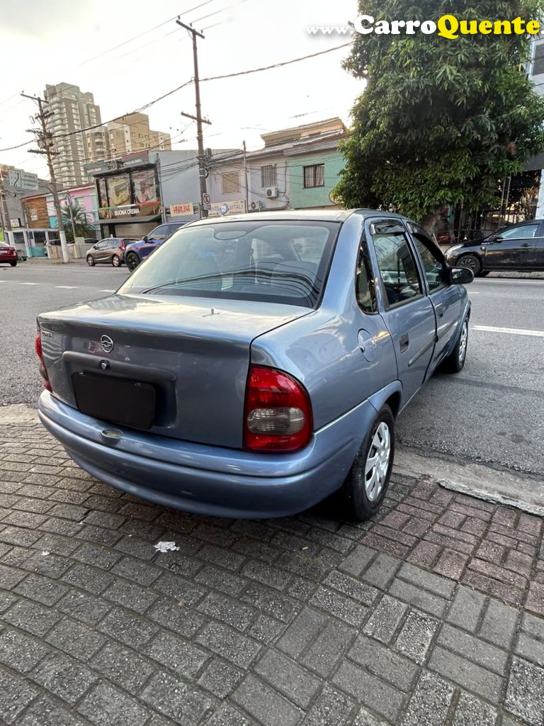 CHEVROLET   CORSA SED.WIND 1.0MILLENIUMCLASSIC VHC   AZUL 2002 1.0 GASOLINA - Loja