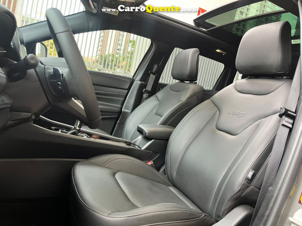JEEP   COMPASS SERIE S UNICO DONO BAIXA KM GARANTIA DE FABRICA   CINZA 2024 1.3 FLEX - Loja