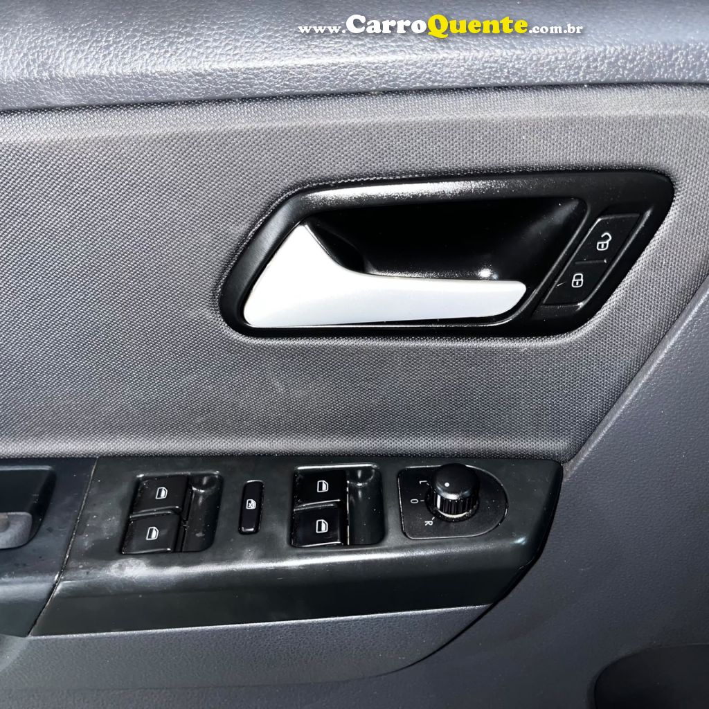 VOLKSWAGEN   FOX 1.0 MI TOTAL FLEX 8V 5P   PRETO 2014 1.0 FLEX - Loja