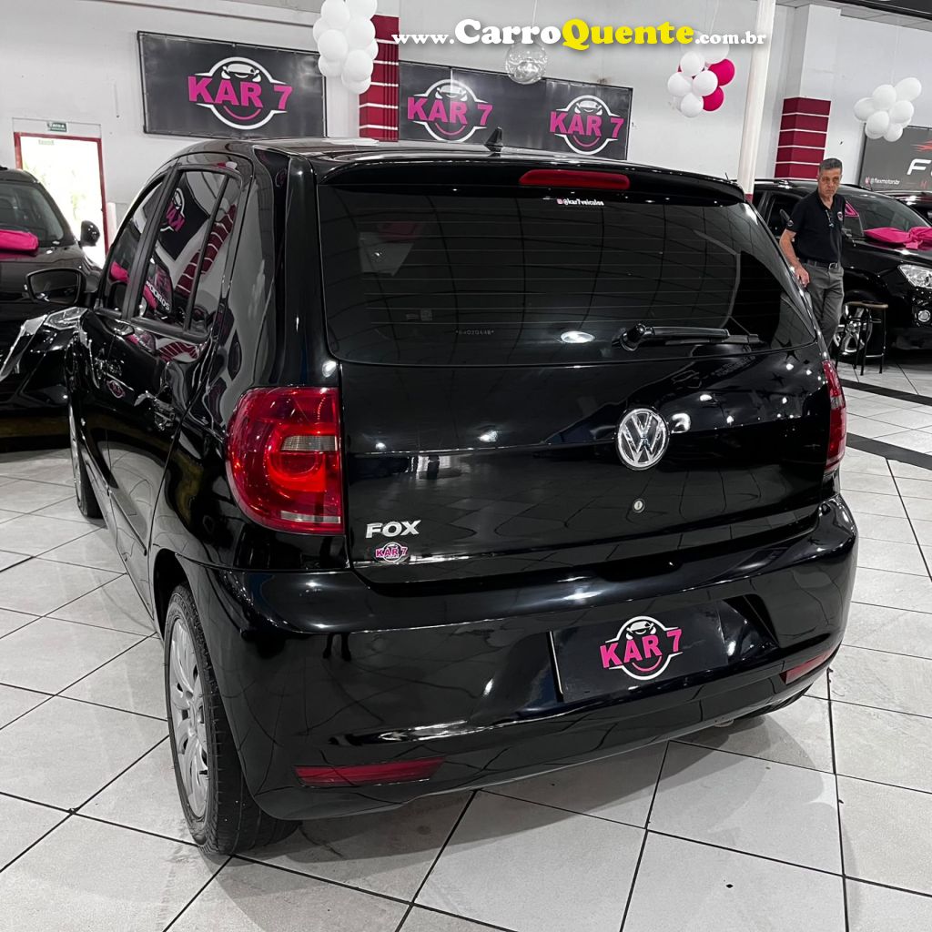 VOLKSWAGEN   FOX 1.0 MI TOTAL FLEX 8V 5P   PRETO 2014 1.0 FLEX - Loja