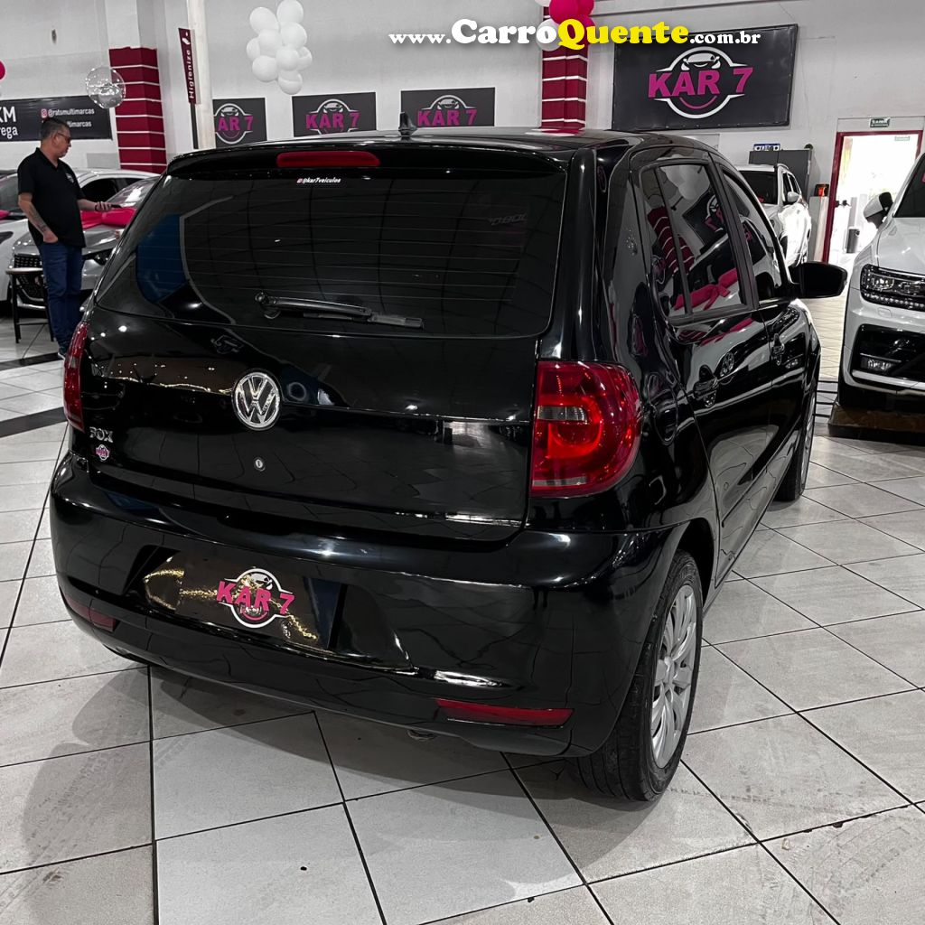 VOLKSWAGEN   FOX 1.0 MI TOTAL FLEX 8V 5P   PRETO 2014 1.0 FLEX - Loja