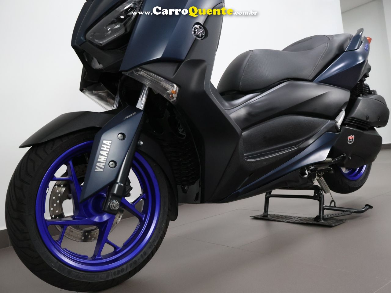 YAMAHA XMAX 250 ABS 2024 - Loja