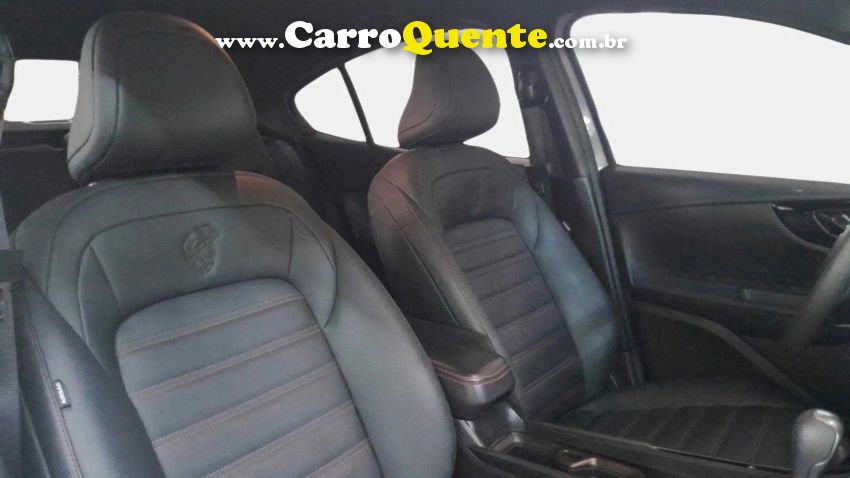 Fiat FASTBACK 1.3 TURBO 270 FLEX ABARTH AT6 - Loja
