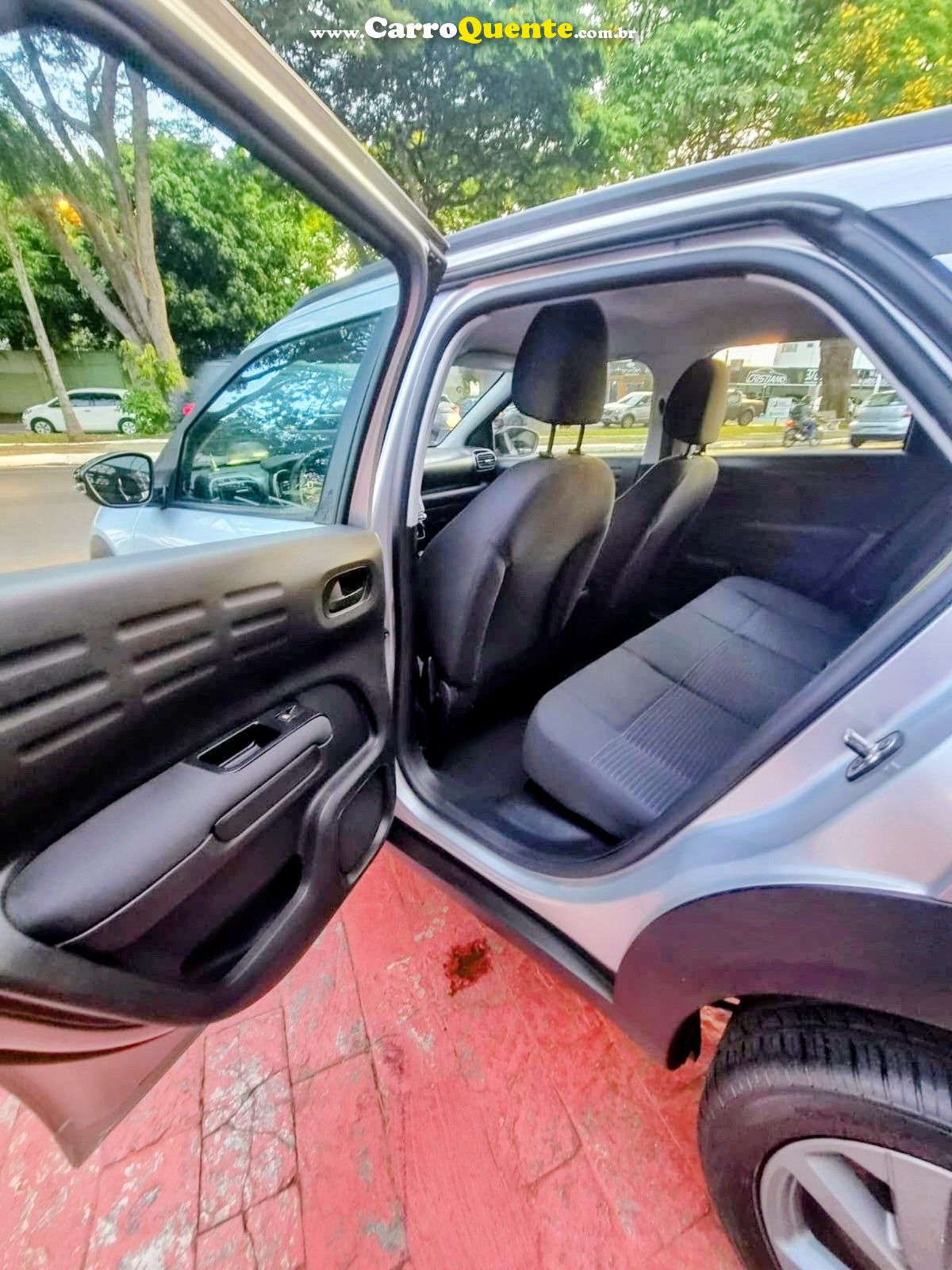 CITROEN C4 CACTUS 1.6 VTI 120 FEEL PACK E 2020 - Loja