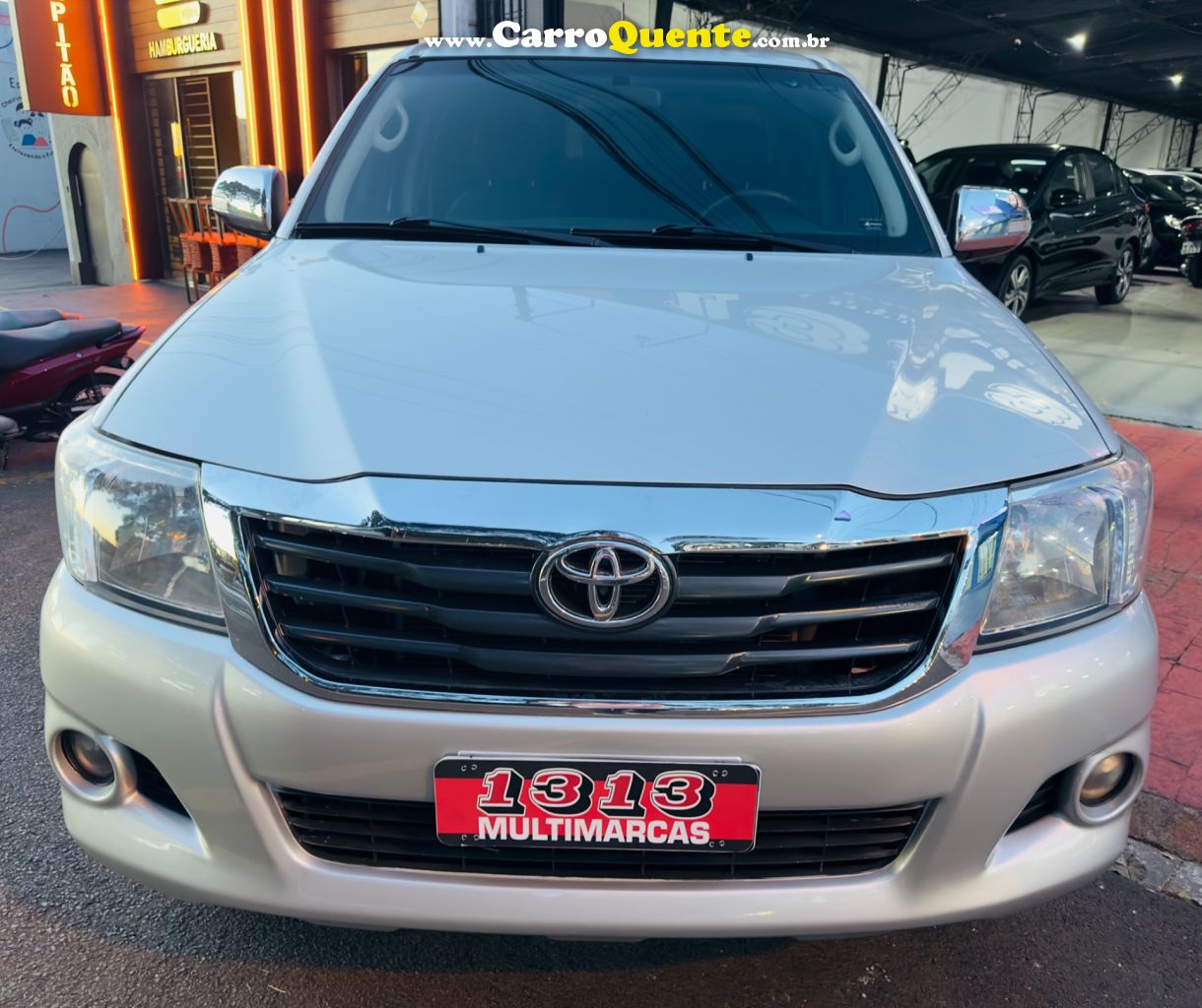 TOYOTA HILUX 2.7 SRV 4X4 CD 16V 2014 - Loja