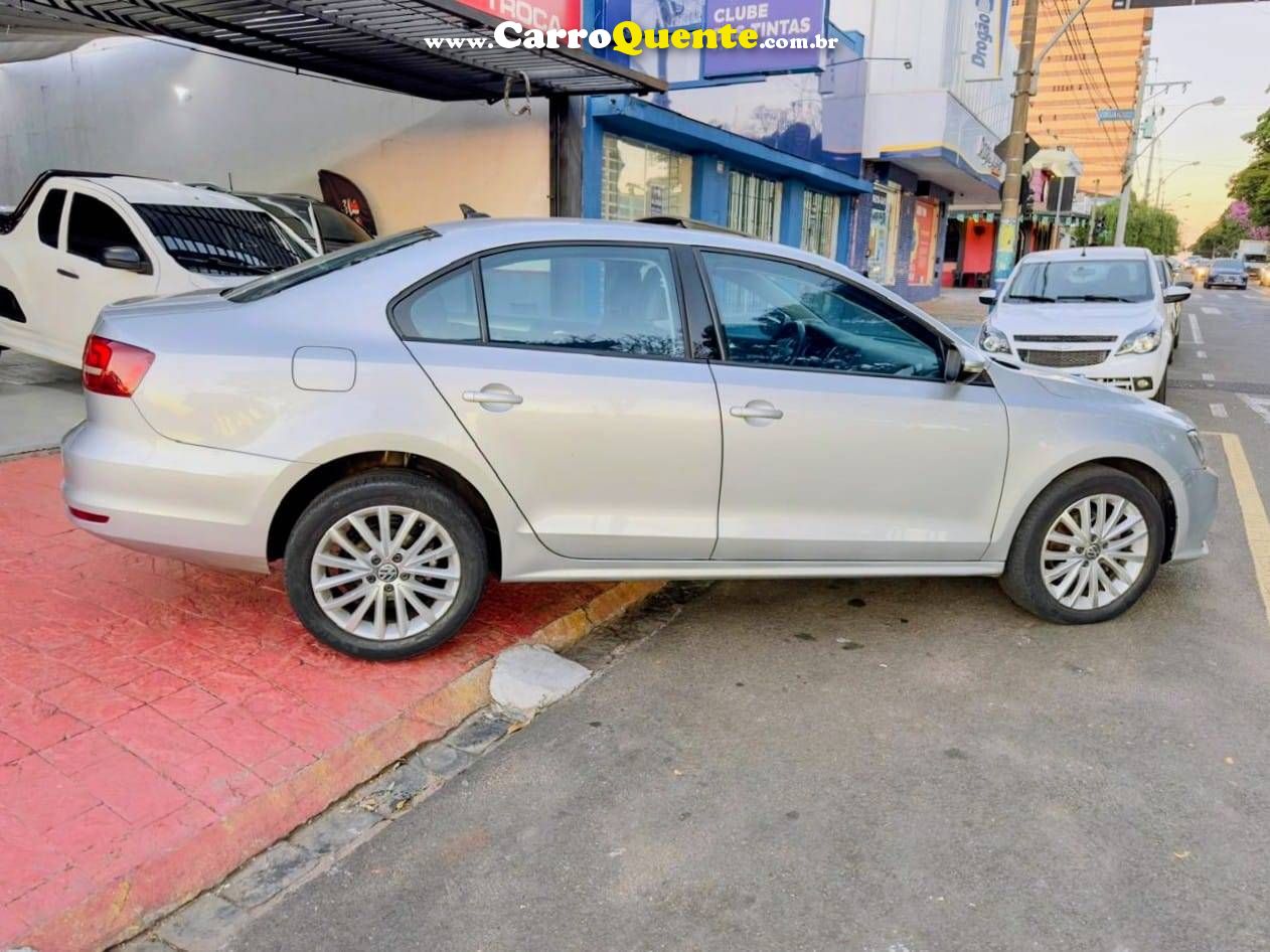 VOLKSWAGEN JETTA 1.4 16V TSI COMFORTLINE 2016 - Loja