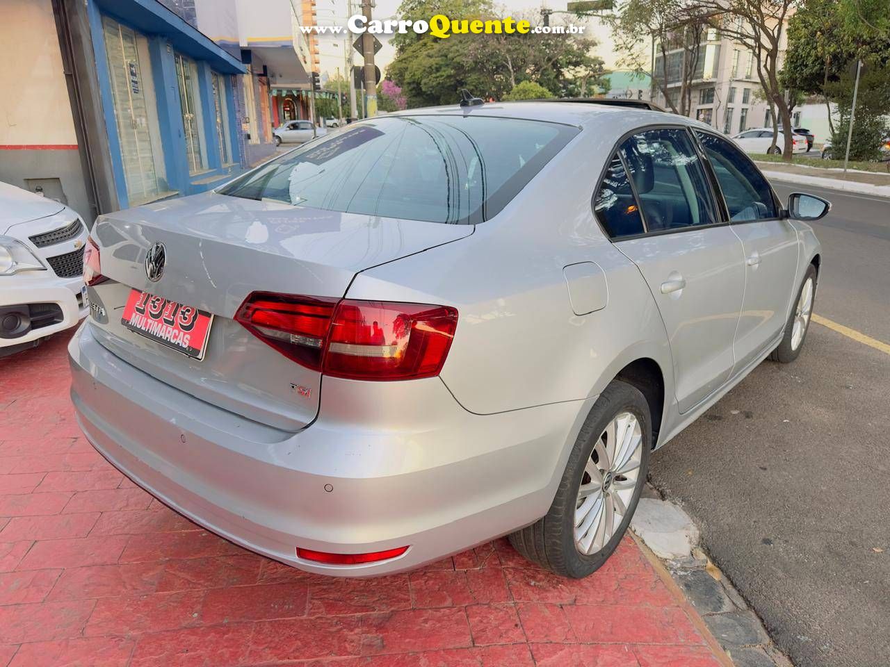 VOLKSWAGEN JETTA 1.4 16V TSI COMFORTLINE 2016 - Loja