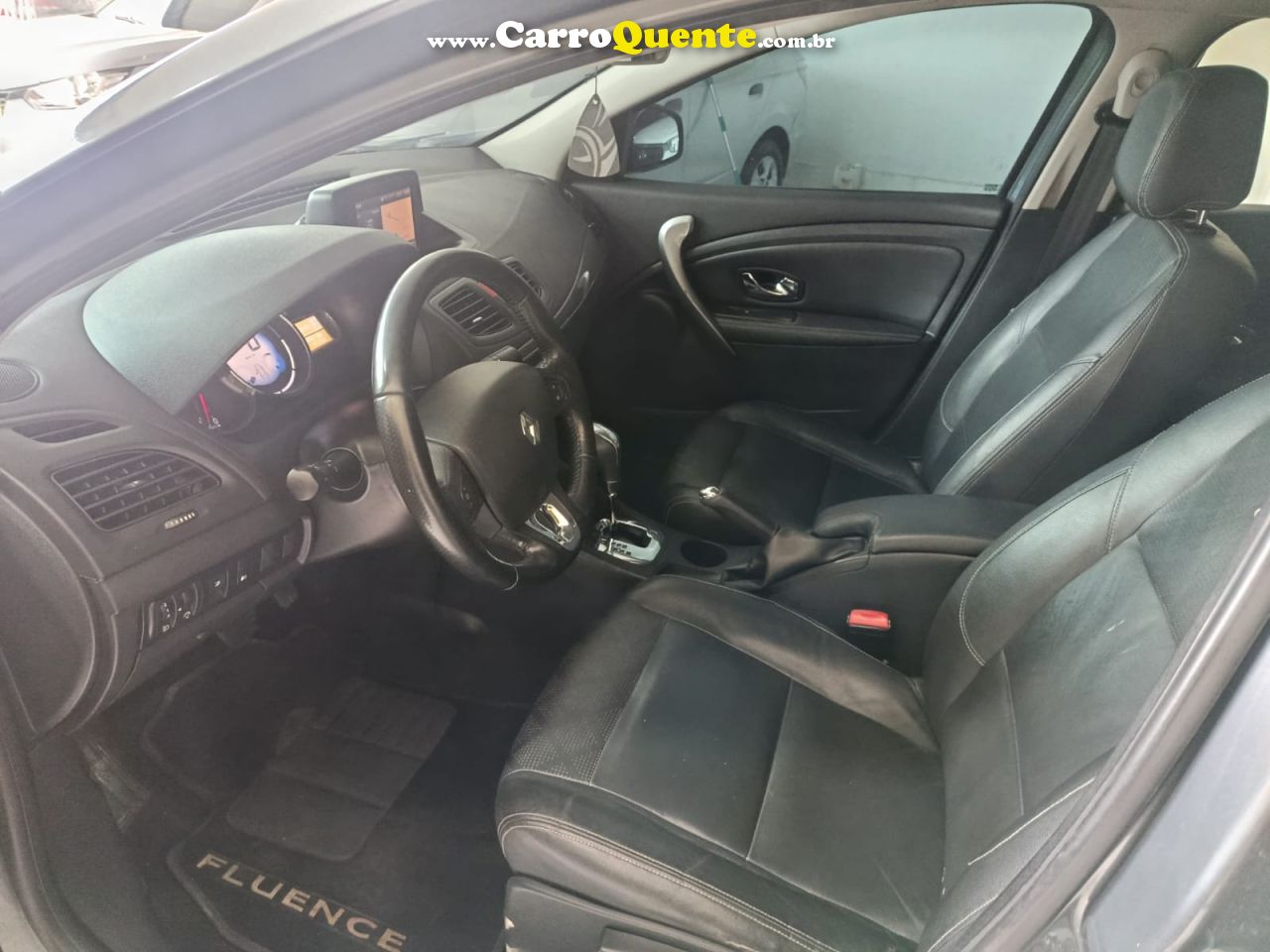 RENAULT FLUENCE 2.0 DYNAMIQUE 16V 2016 - Loja
