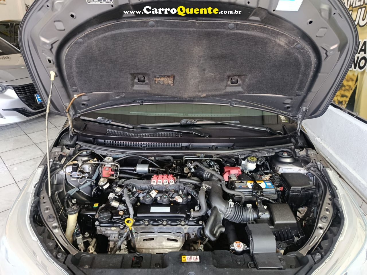TOYOTA YARIS 1.5 16V SEDAN XL LIVE MULTIDRIVE 2022 - Loja
