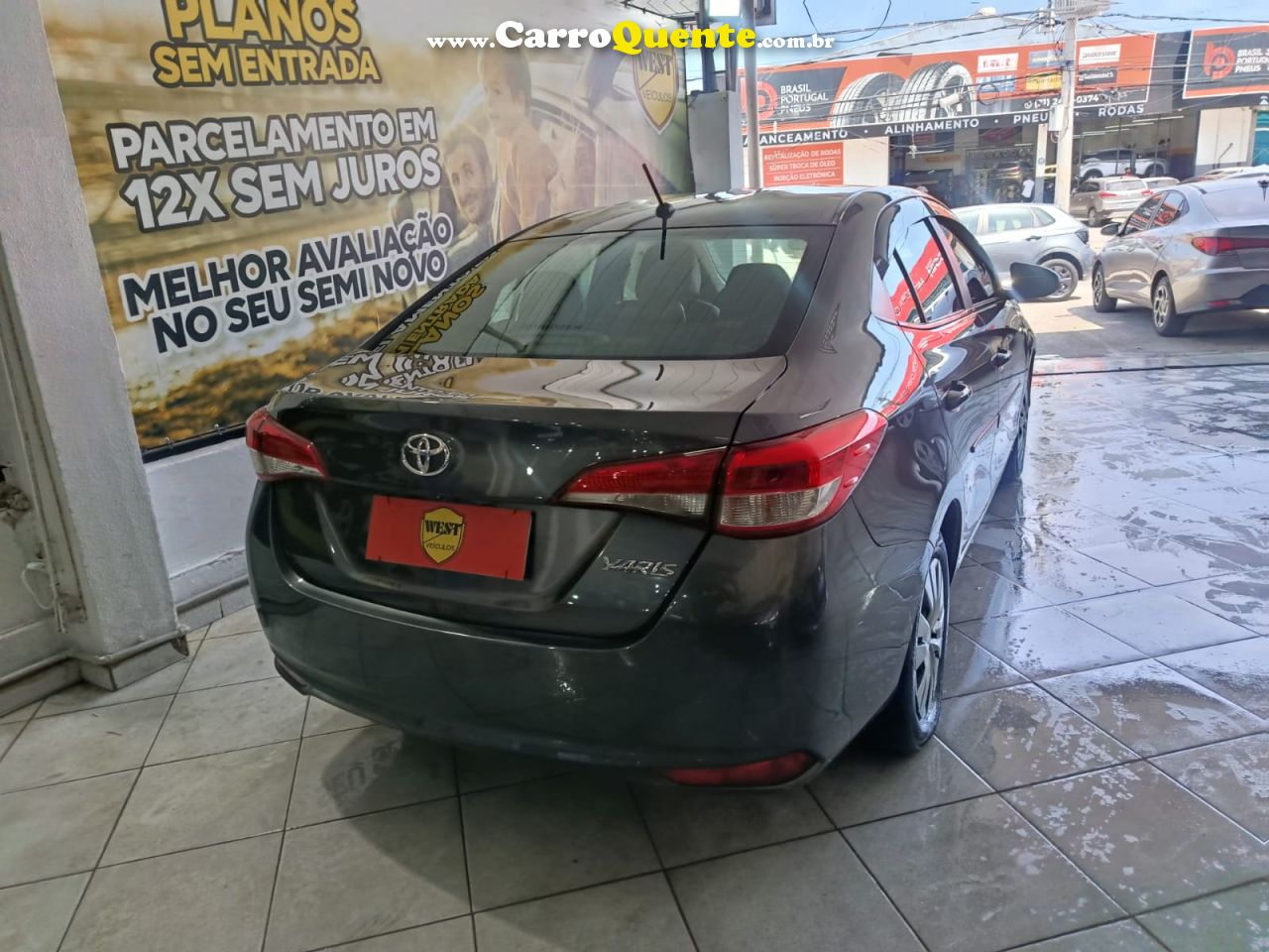 TOYOTA YARIS 1.5 16V SEDAN XL LIVE MULTIDRIVE 2022 - Loja