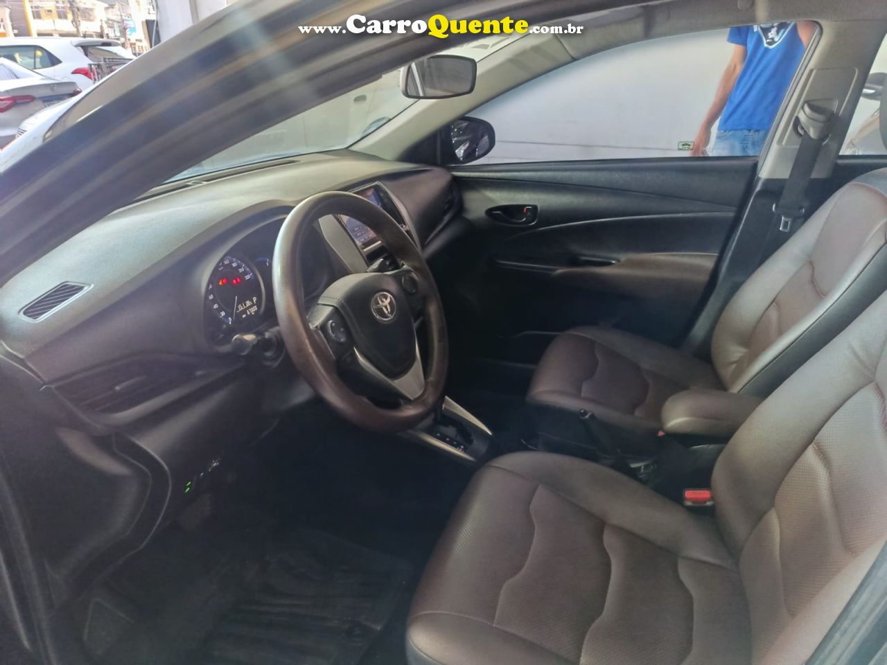 TOYOTA YARIS 1.5 16V SEDAN XL LIVE MULTIDRIVE 2022 - Loja