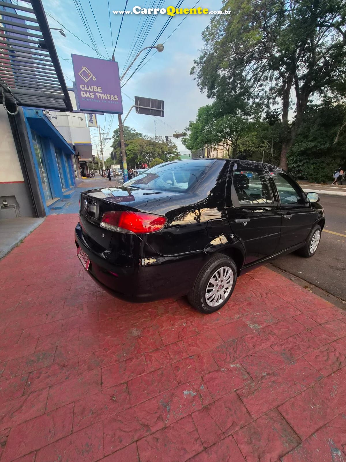 FIAT SIENA 1.0 MPI EL 8V 2012 - Loja