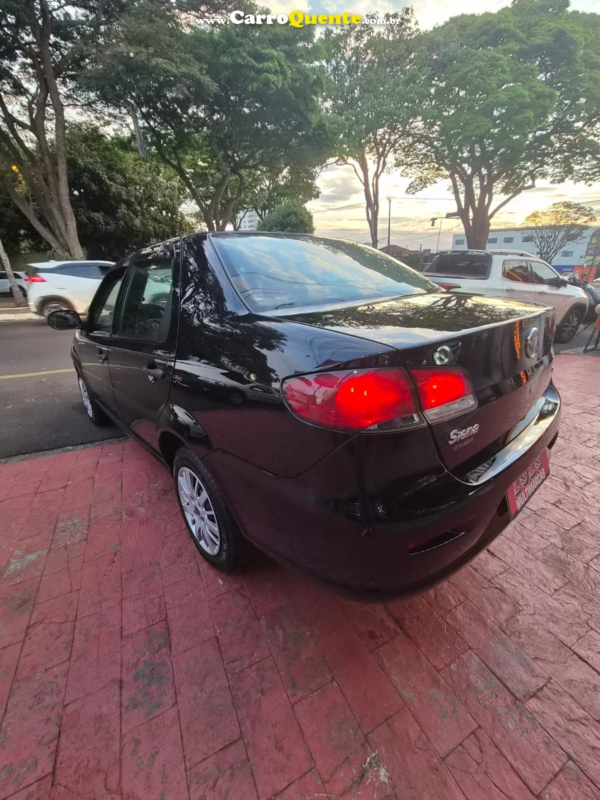 FIAT SIENA 1.0 MPI EL 8V 2012 - Loja