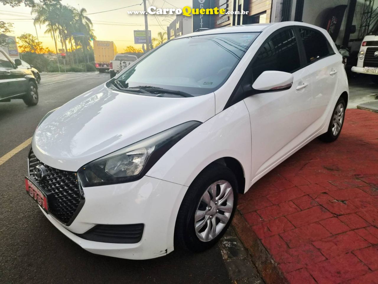 HYUNDAI HB20 1.6 COMFORT PLUS 16V 2019 - Loja