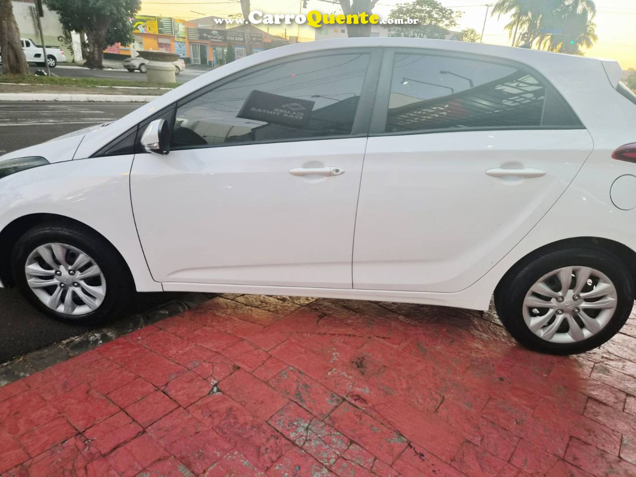 HYUNDAI HB20 1.6 COMFORT PLUS 16V 2019 - Loja