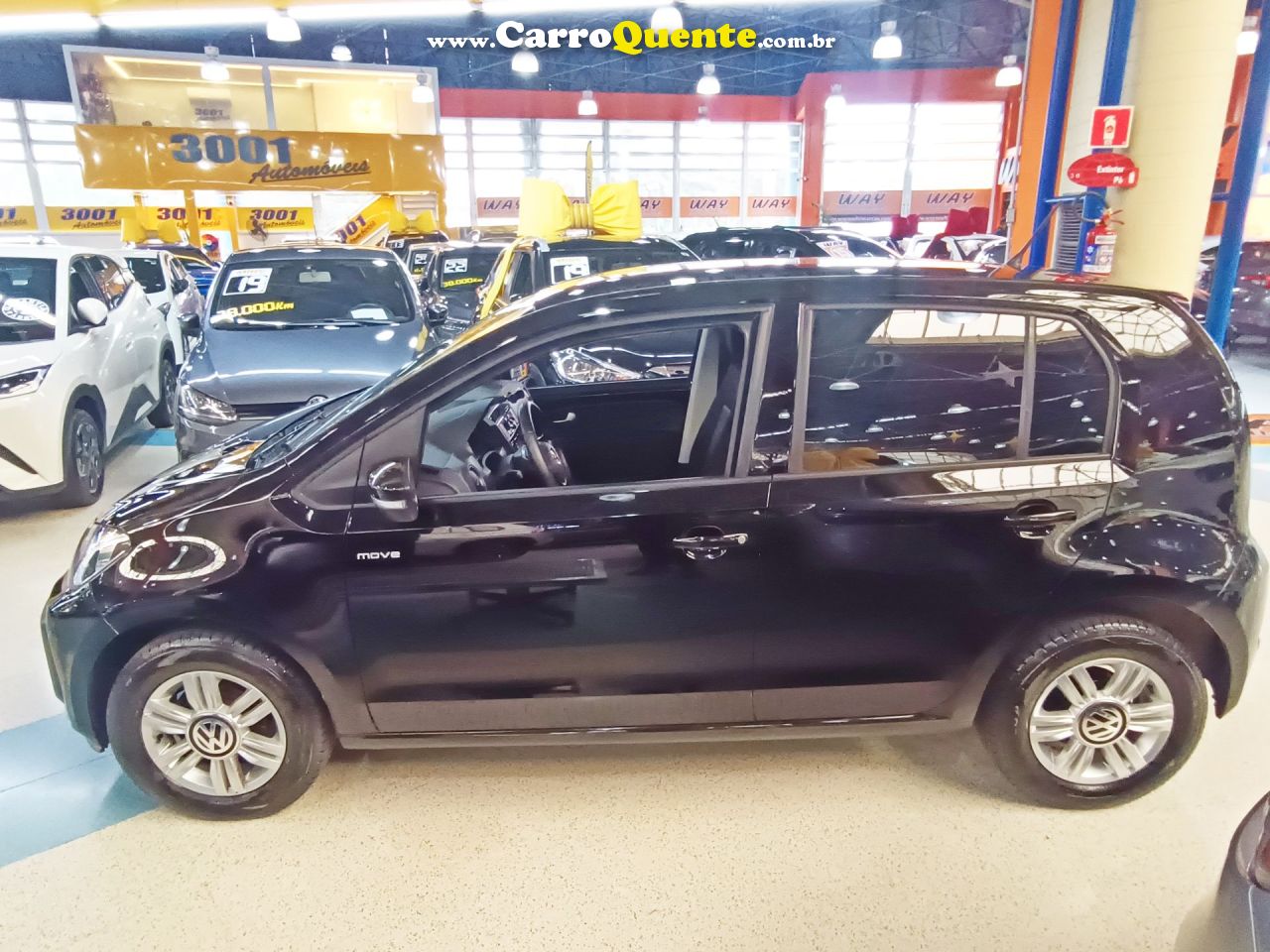 VOLKSWAGEN UP 1.0 MPI MOVE UP 12V 2019 - Loja