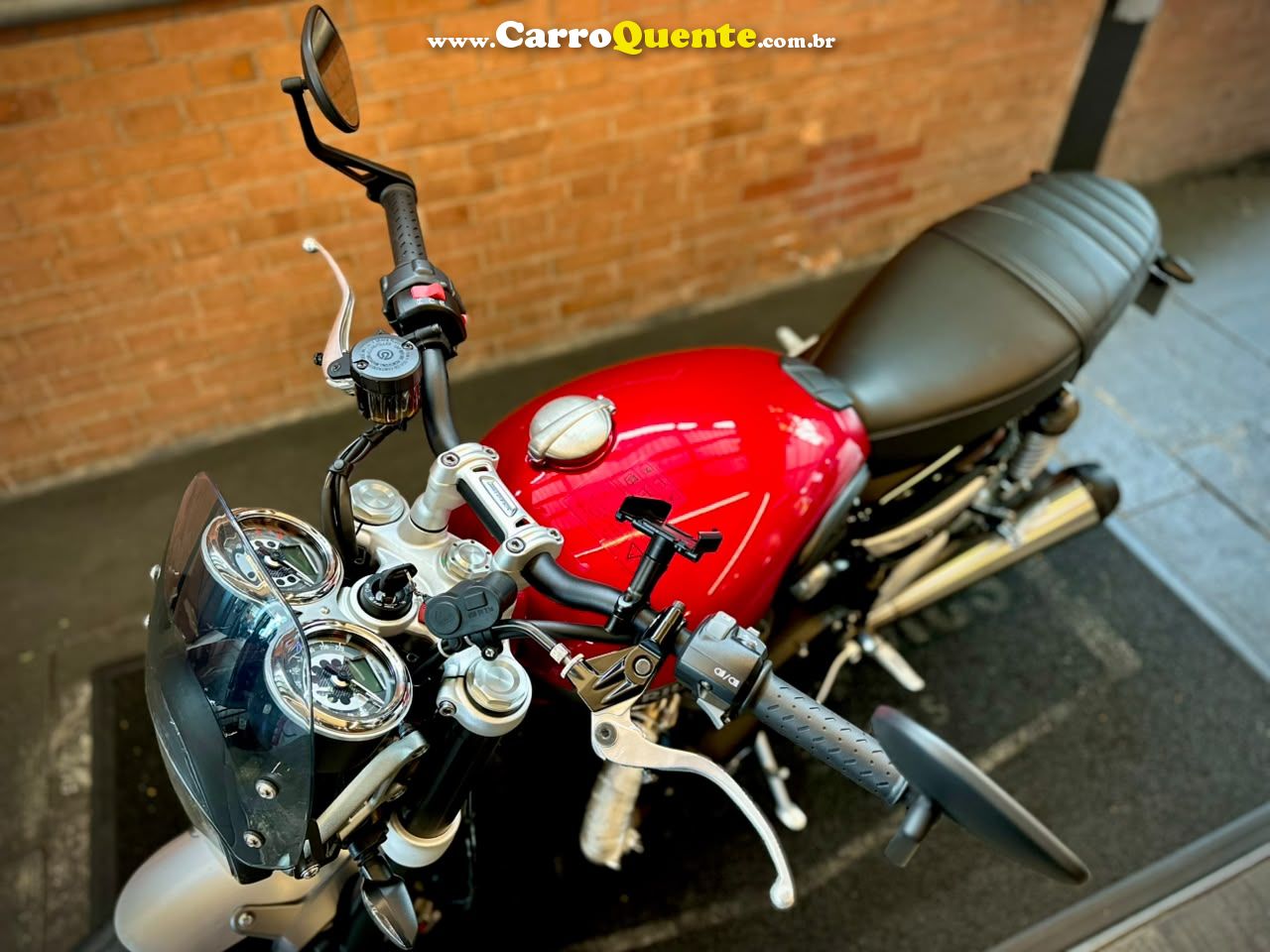 TRIUMPH SPEED TWIN 2022 - Loja