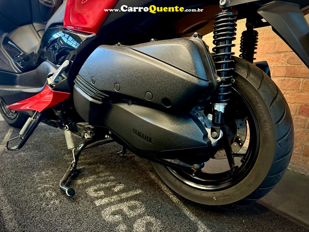 YAMAHA XMAX ABS 2024 - Loja