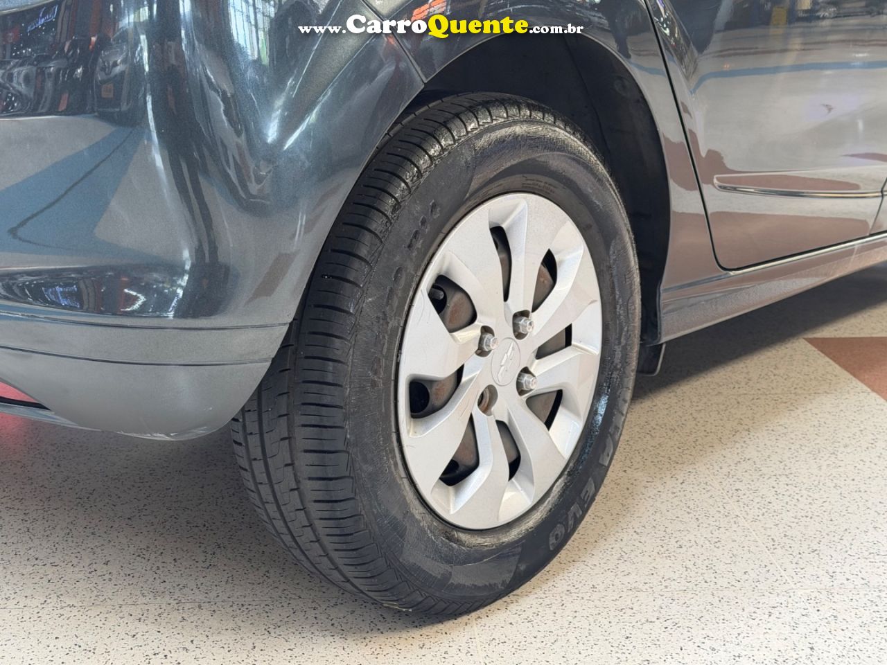 CHEVROLET ONIX 1.0 MPFI JOY 8V 2019 - Loja