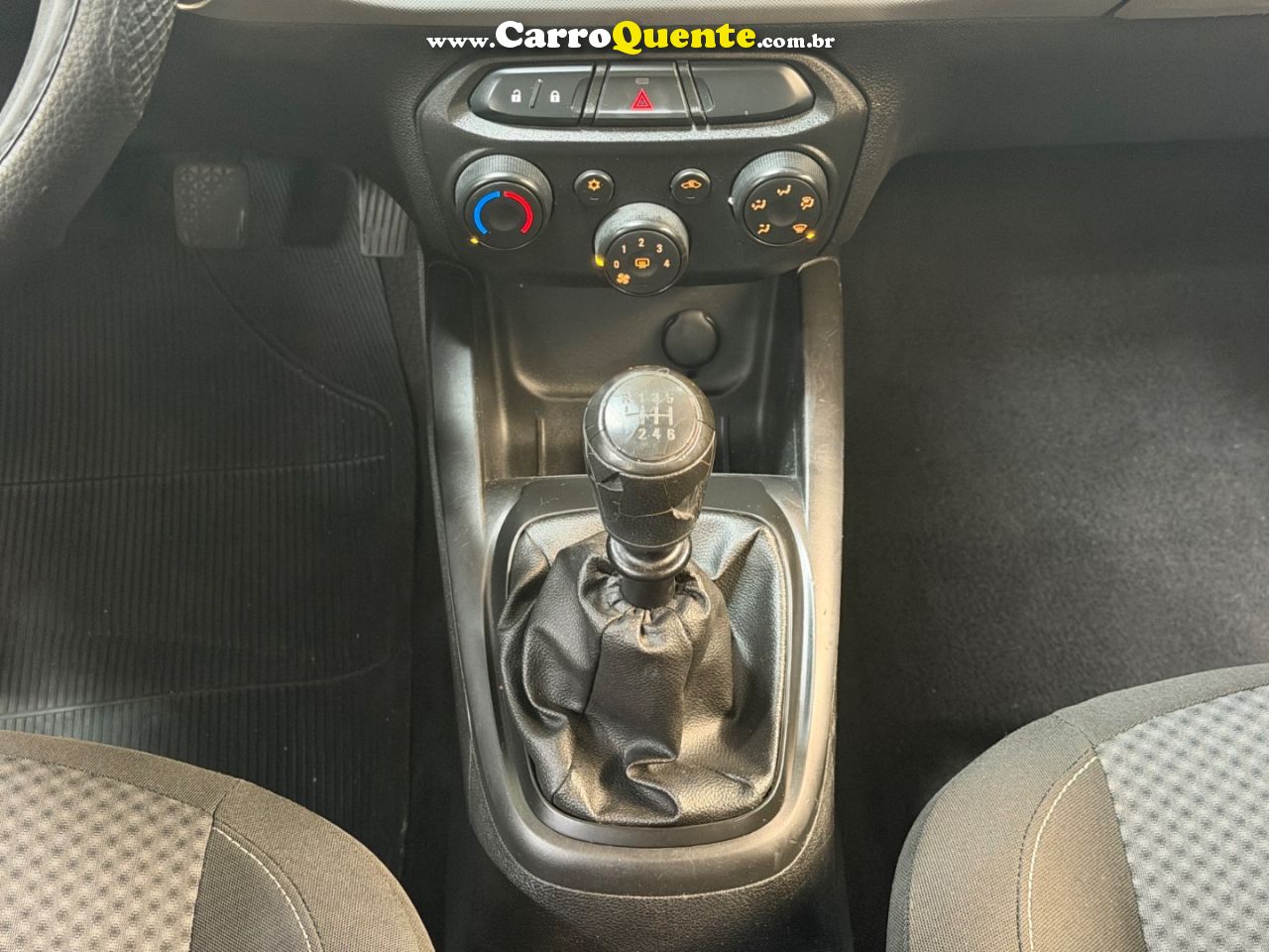 CHEVROLET ONIX 1.0 MPFI JOY 8V 2019 - Loja