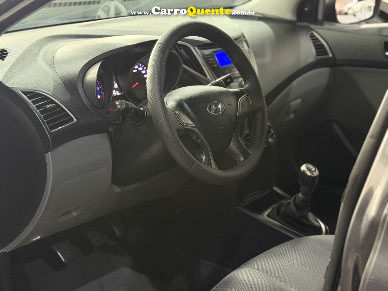 HYUNDAI HB20S 1.6 COMFORT PLUS 16V 2015 - Loja