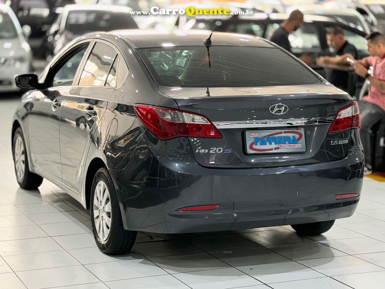 HYUNDAI HB20S 1.6 COMFORT PLUS 16V 2015 - Loja