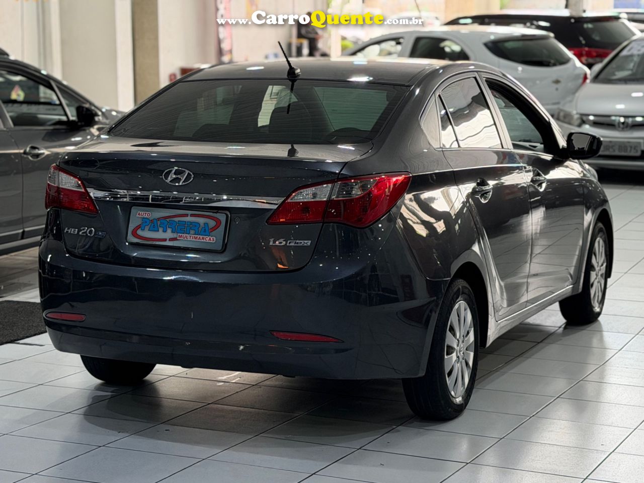HYUNDAI HB20S 1.6 COMFORT PLUS 16V 2015 - Loja