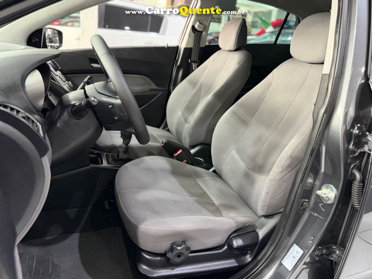 HYUNDAI HB20S 1.6 COMFORT PLUS 16V 2015 - Loja