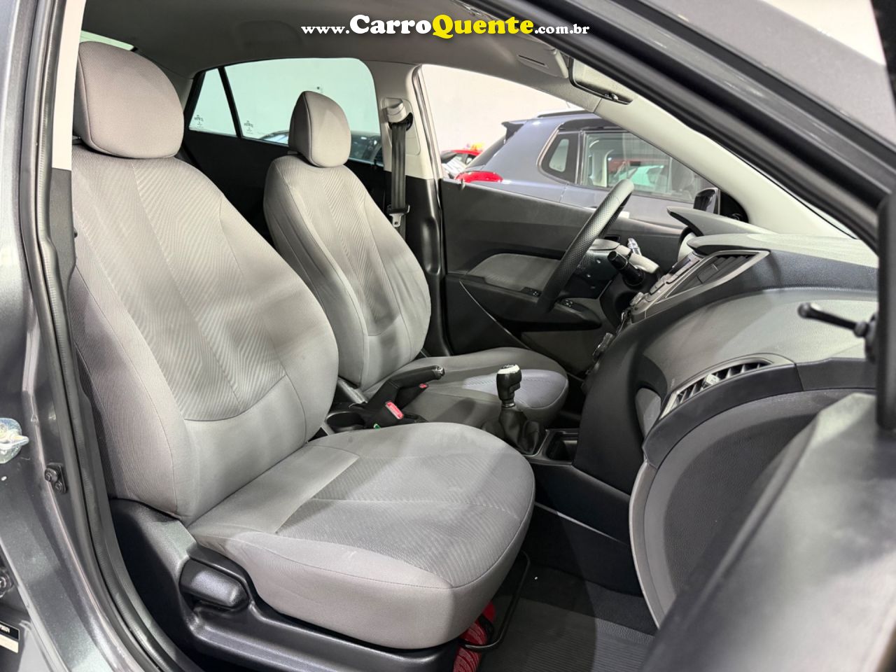 HYUNDAI HB20S 1.6 COMFORT PLUS 16V 2015 - Loja