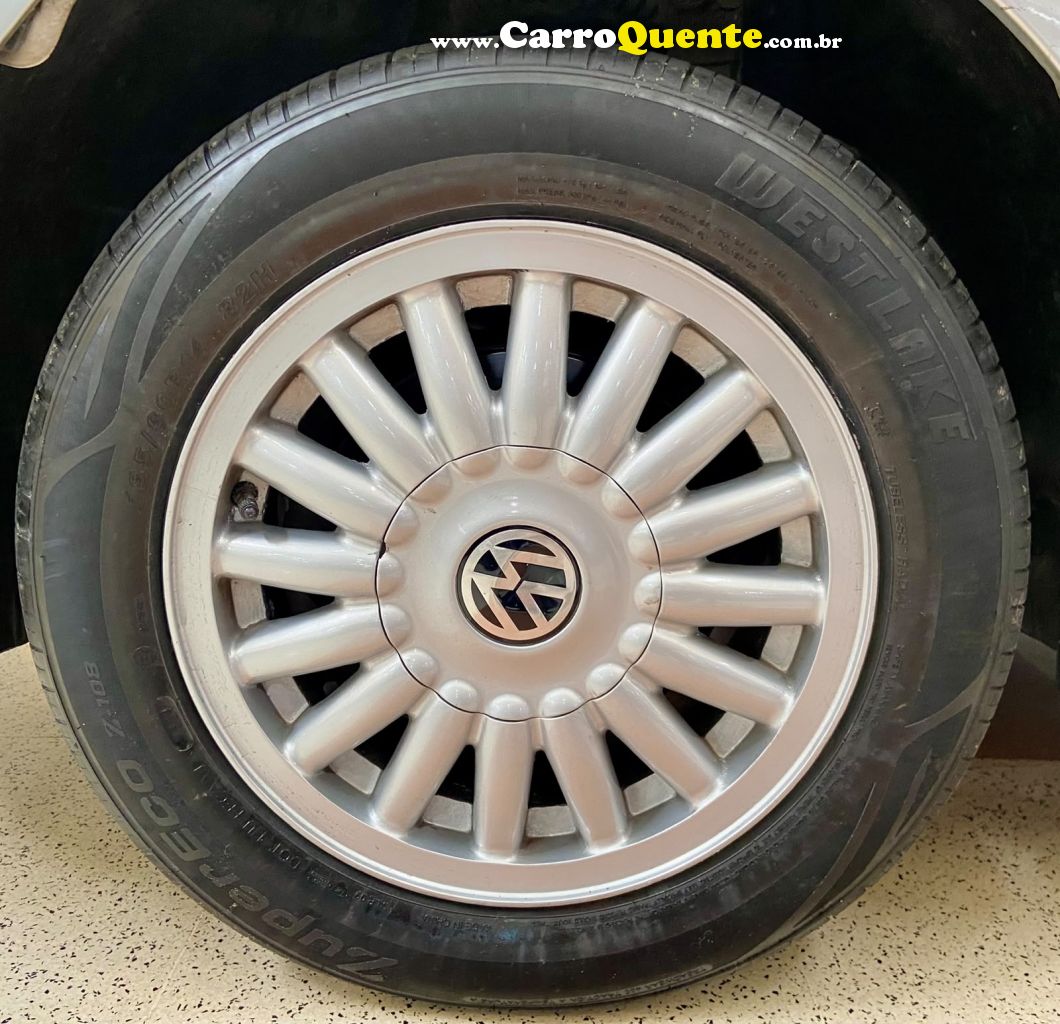 VOLKSWAGEN VOYAGE 1.0 MI 8V 2011 - Loja