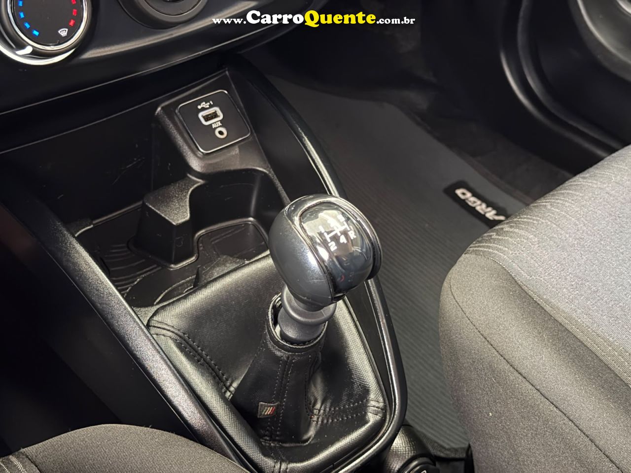 FIAT   ARGO DRIVE 1.0 6V FLEX   PRATA 2023 1.0 FLEX - Loja