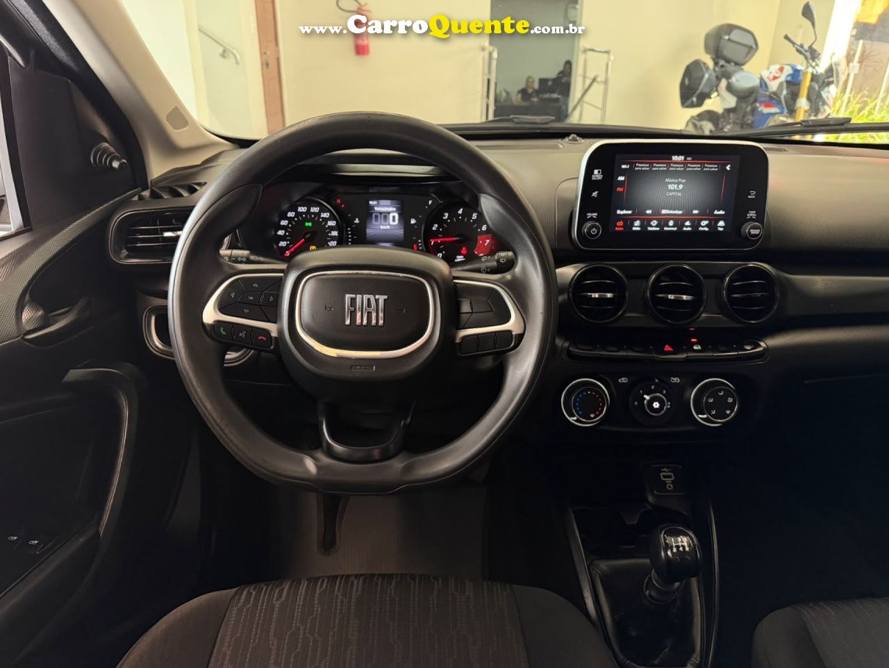 FIAT   ARGO DRIVE 1.0 6V FLEX   PRATA 2023 1.0 FLEX - Loja
