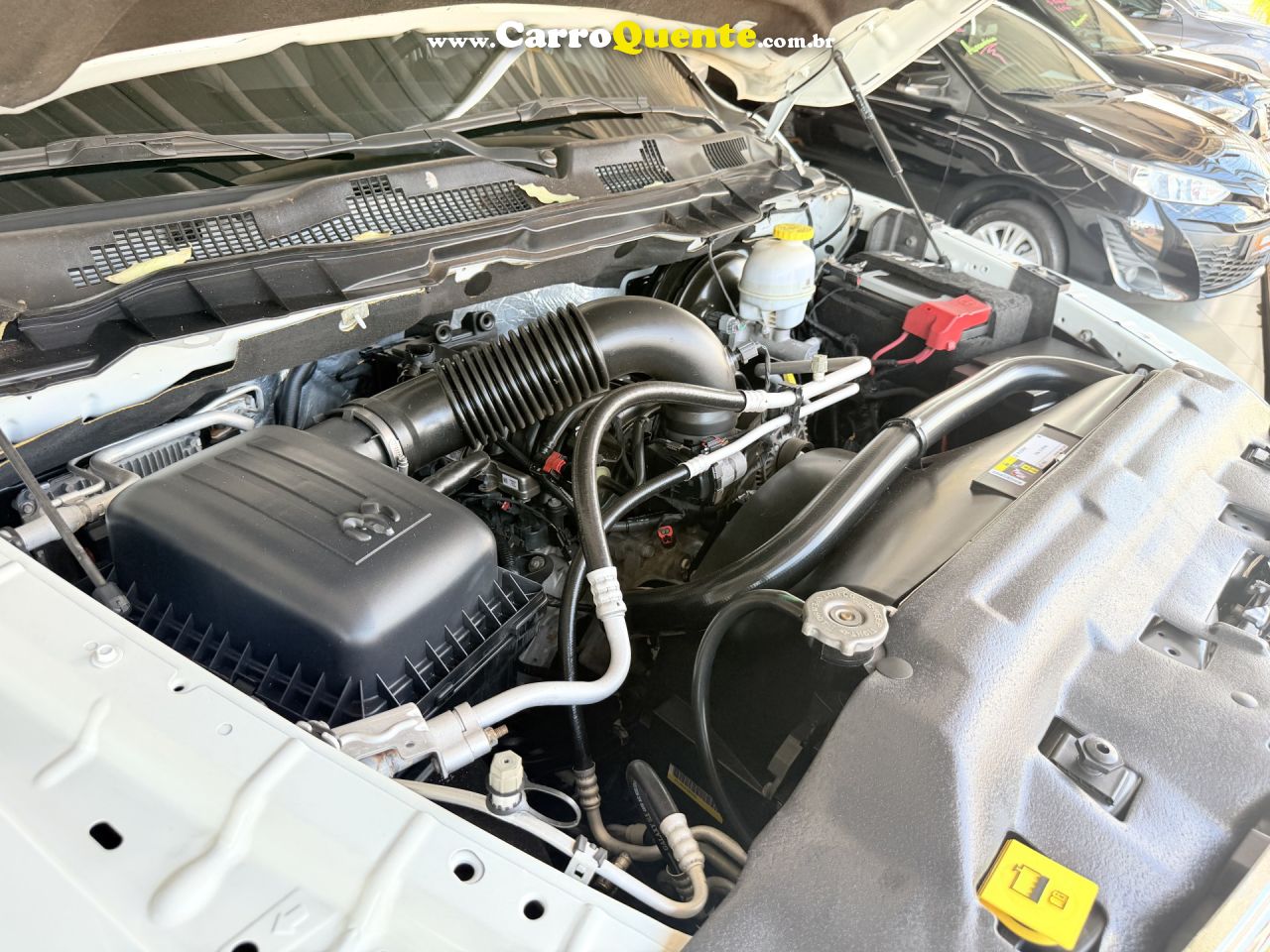 RAM   CLASSIC LARAMIE 5.7 CD V8 4X4 AUT.   BRANCO 2023 5.7 GASOLINA - Loja