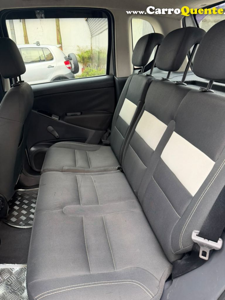 FIAT   IDEA ATTRACTIVE 1.4 FIRE FLEX 8V 5P   PRATA 2012 1.4 FLEX - Loja