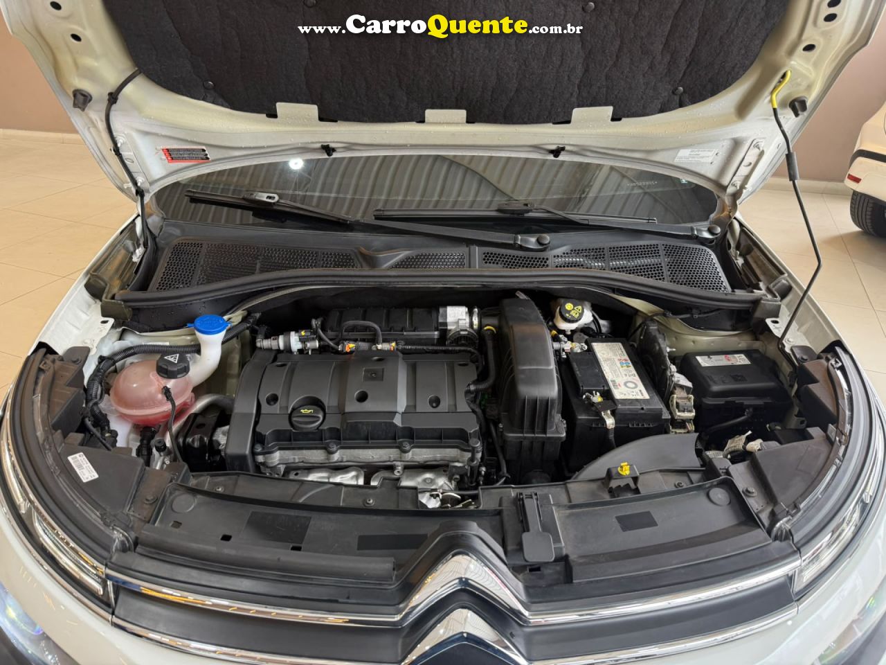 CITROËN   C4 CACTUS FEEL PACK 1.6 16V FLEX AUT.   BRANCO 2024 1.6 FLEX - Loja