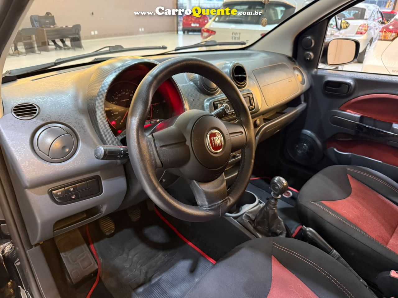 FIAT   UNO SPORTING    CINZA 2013 1.4 FLEX - Loja