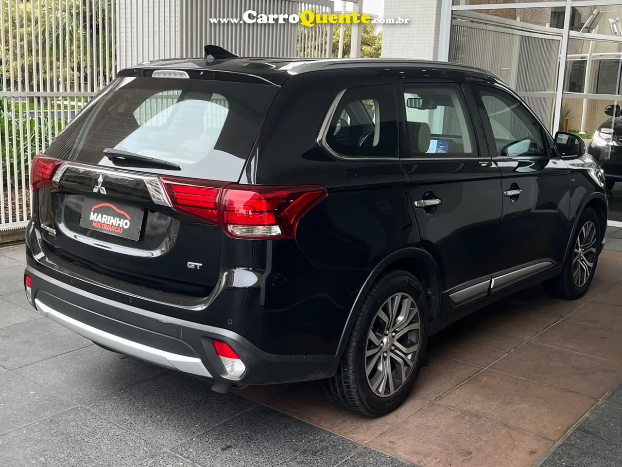 MITSUBISHI   OUTLANDER GT BLINDADA 7 LUGARES EM EXCELENTE ESTADO GERAL   PRETO 2018 3.0 FLEX - Loja
