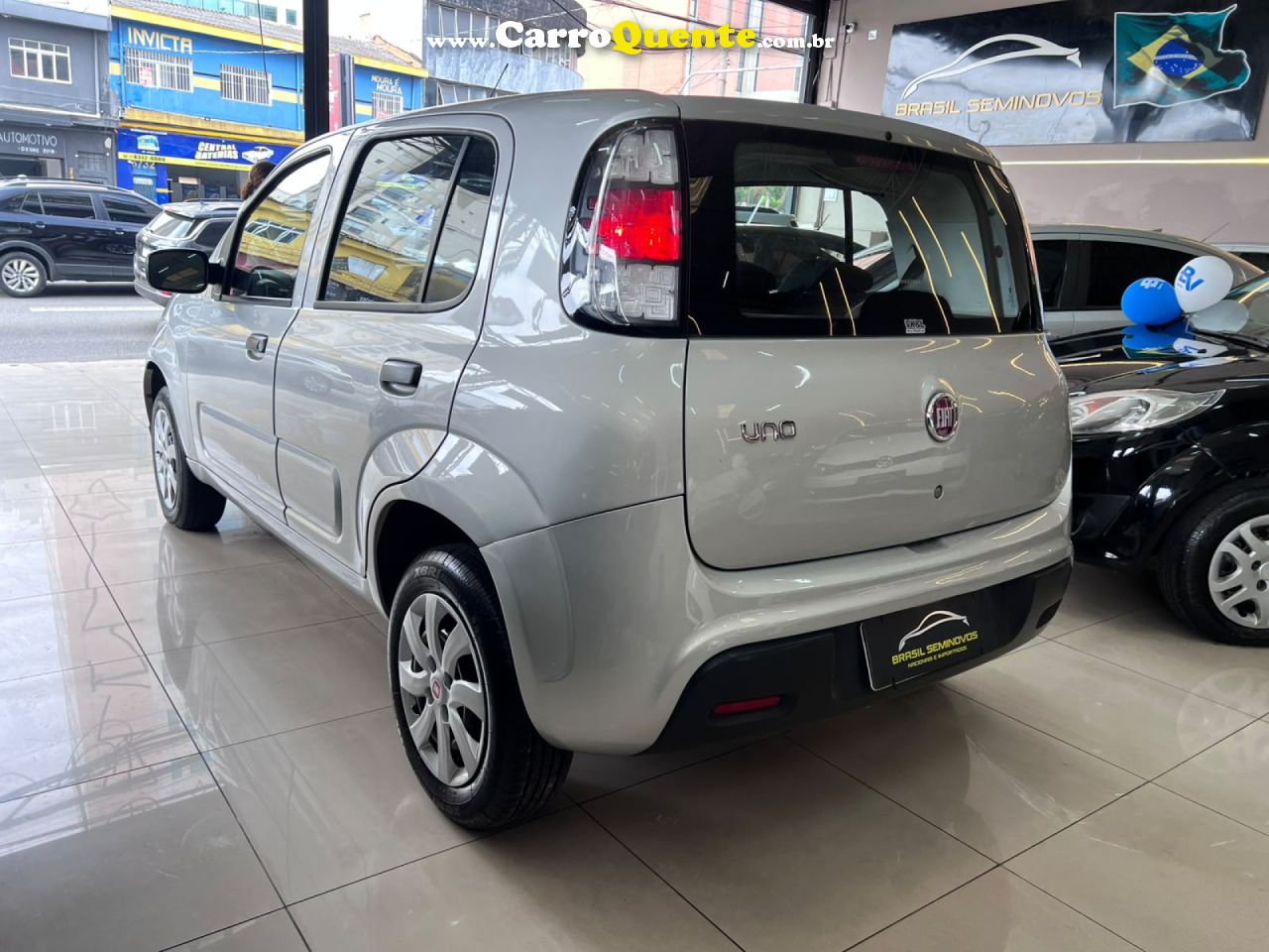 FIAT   UNO ATTRACTIVE 1.0 FIRE FLEX 8V 5P   PRATA 2021 1.0 FLEX - Loja