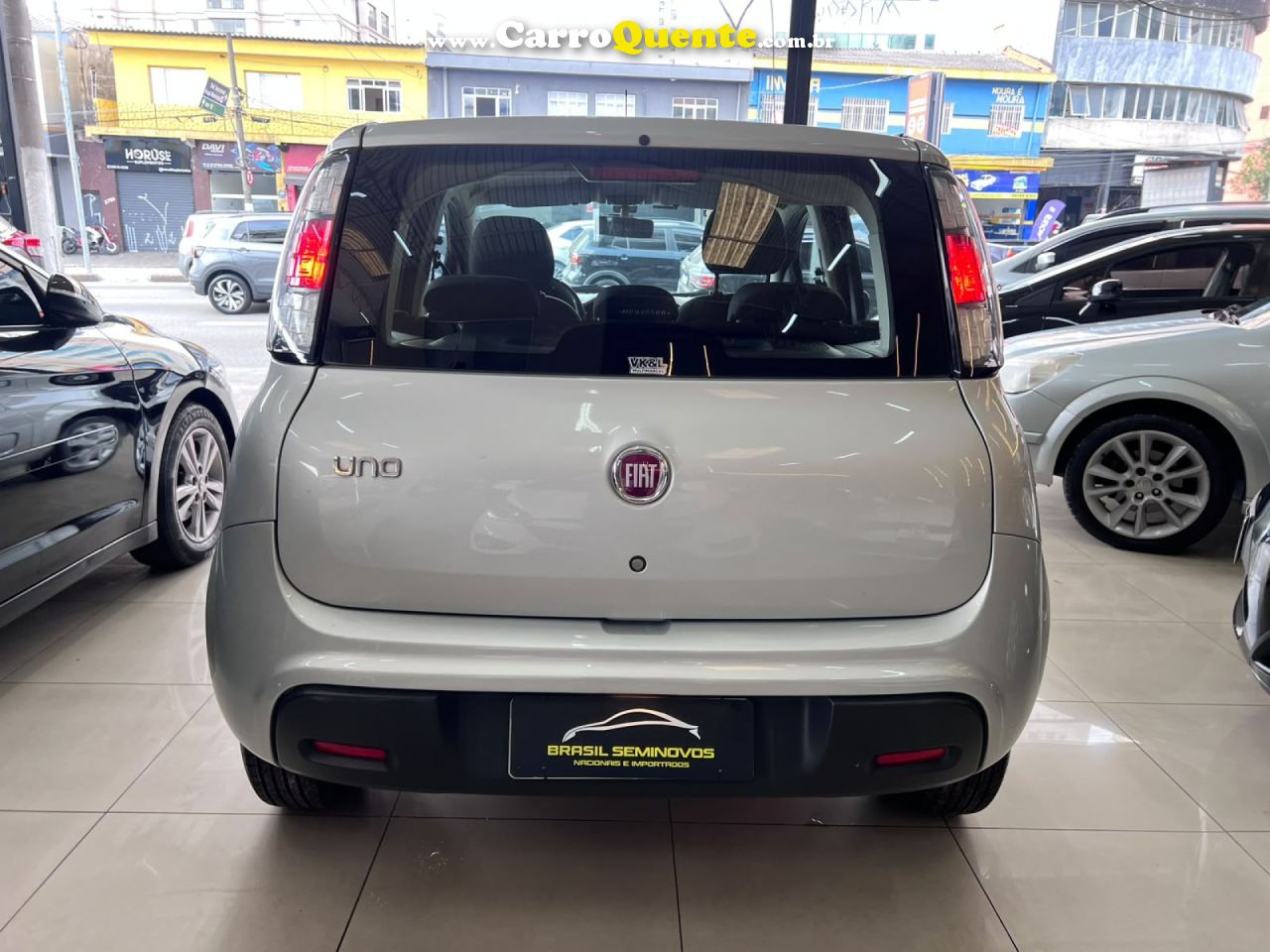 FIAT   UNO ATTRACTIVE 1.0 FIRE FLEX 8V 5P   PRATA 2021 1.0 FLEX - Loja