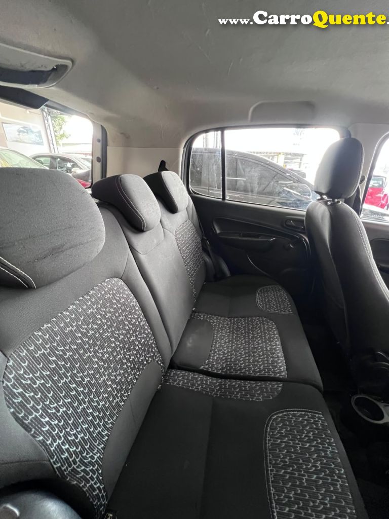 FIAT   UNO ATTRACTIVE 1.0 FIRE FLEX 8V 5P   PRATA 2021 1.0 FLEX - Loja