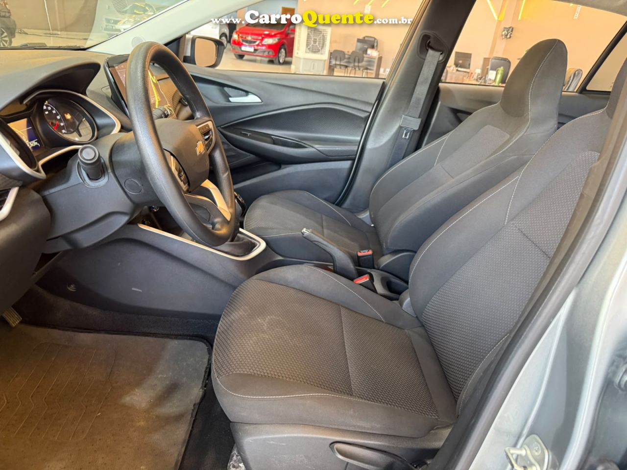 CHEVROLET   ONIX 10MT LT2   PRATA 2024 1.0 FLEX - Loja