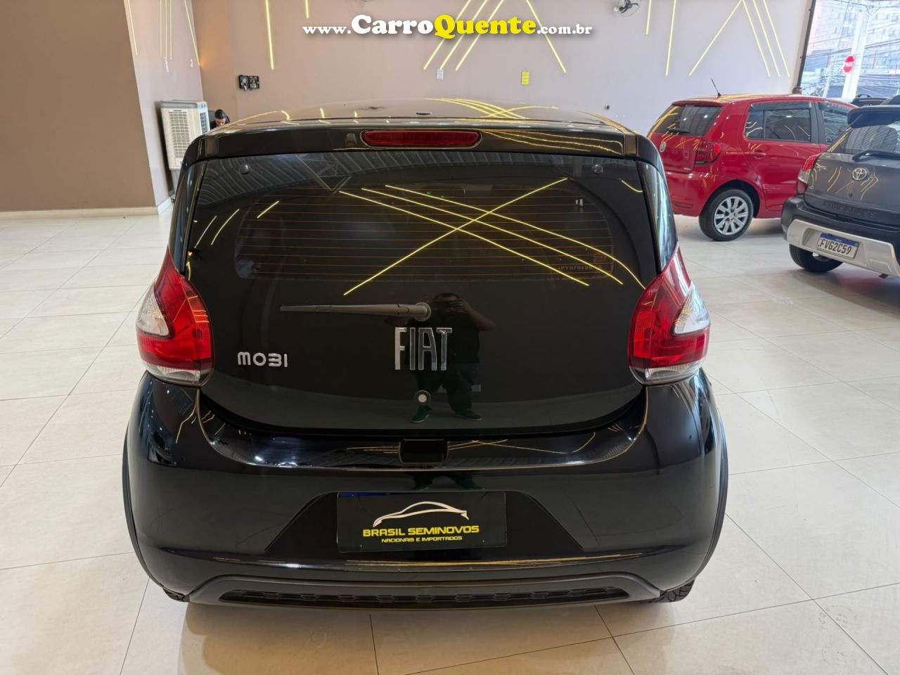 FIAT   MOBI LIKE 1.0 FIRE FLEX 5P.   PRETO 2023 1.0 FLEX - Loja