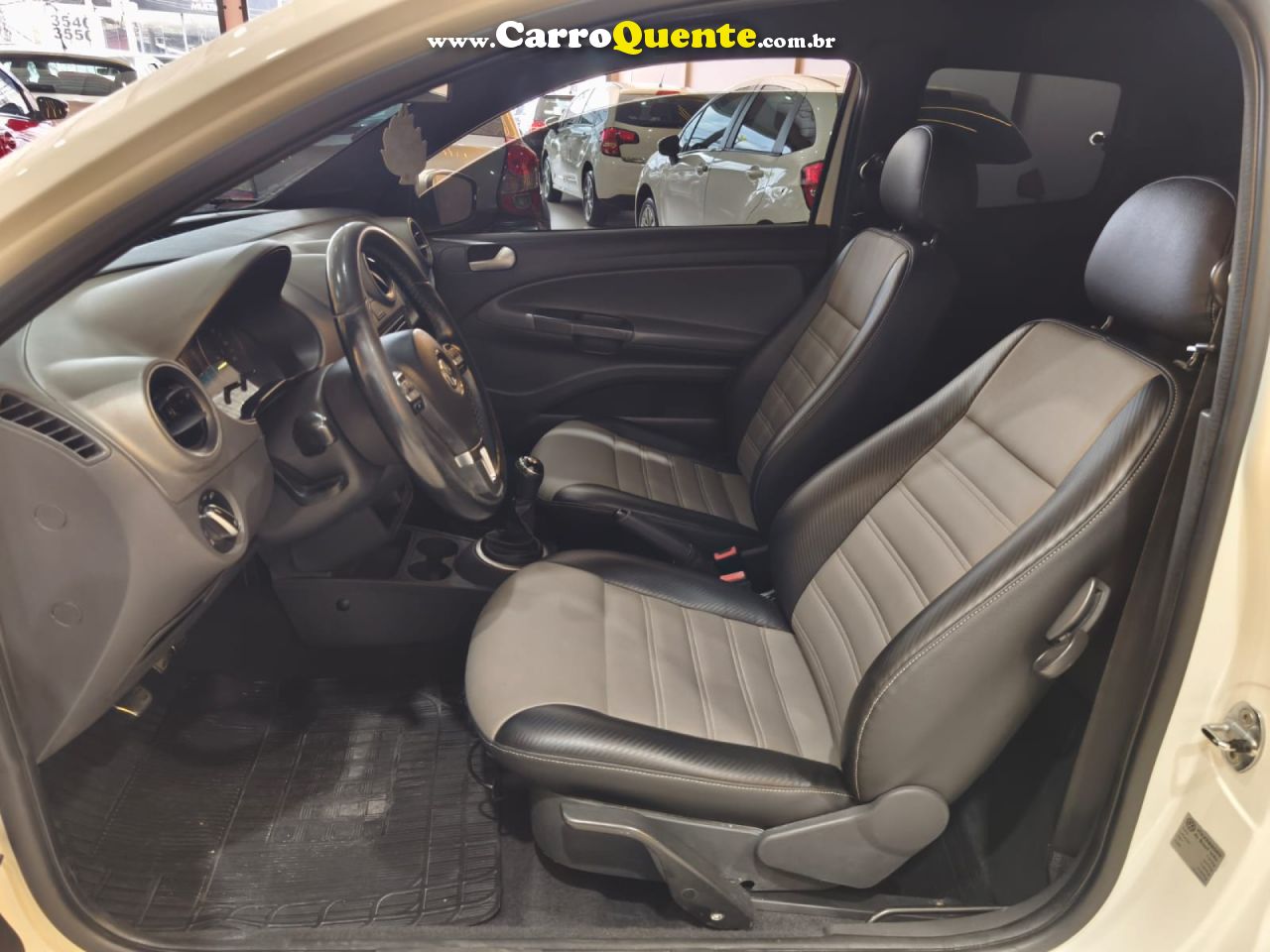 VOLKSWAGEN   SAVEIRO CROSS 1.6 T.FLEX 16V CD   BEGE 2016 1.6 GASOLINA - Loja