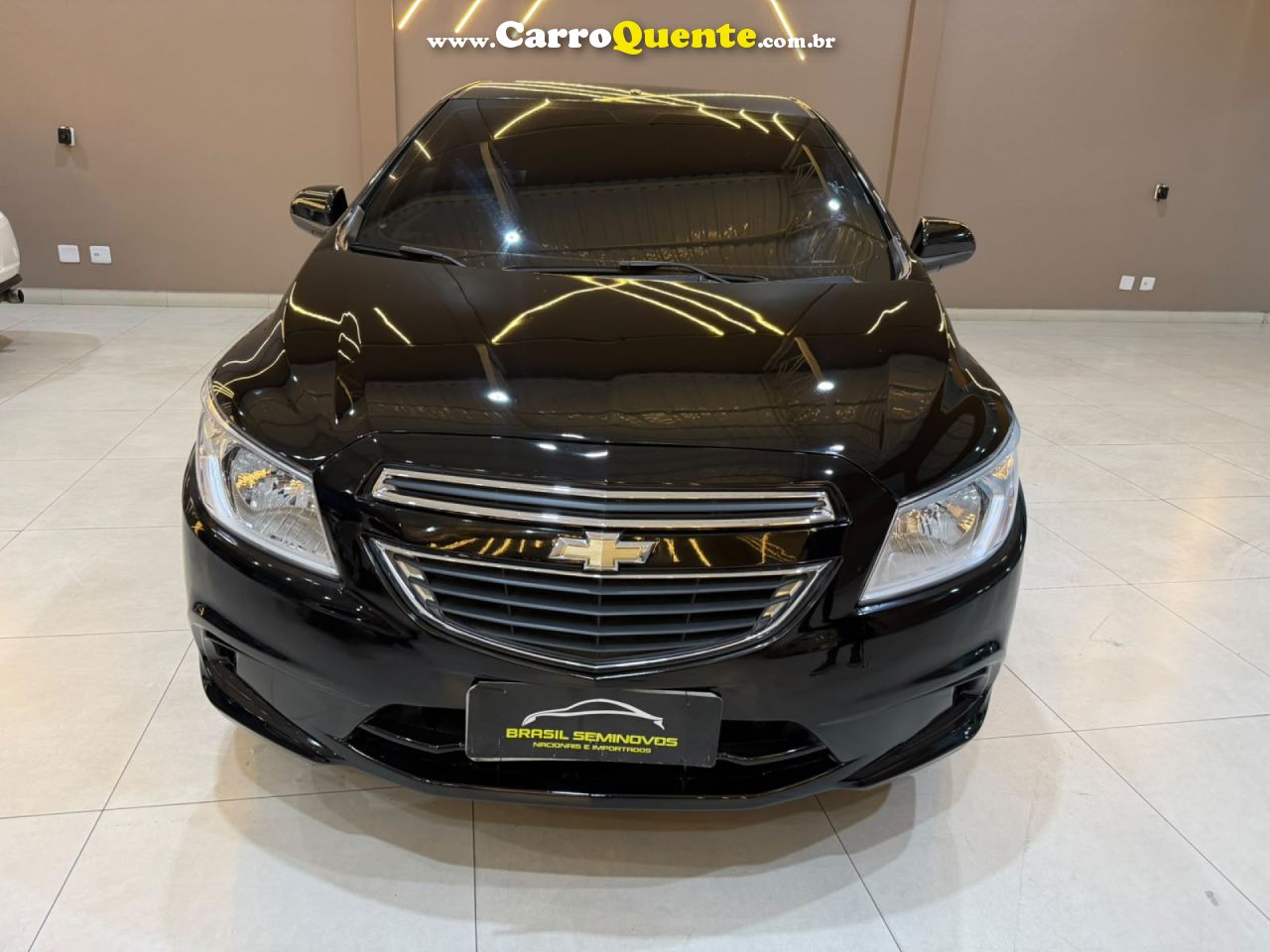 CHEVROLET   ONIX HATCH LT 1.0 8V FLEXPOWER 5P MEC.   PRETO 2016 1.0 FLEX - Loja