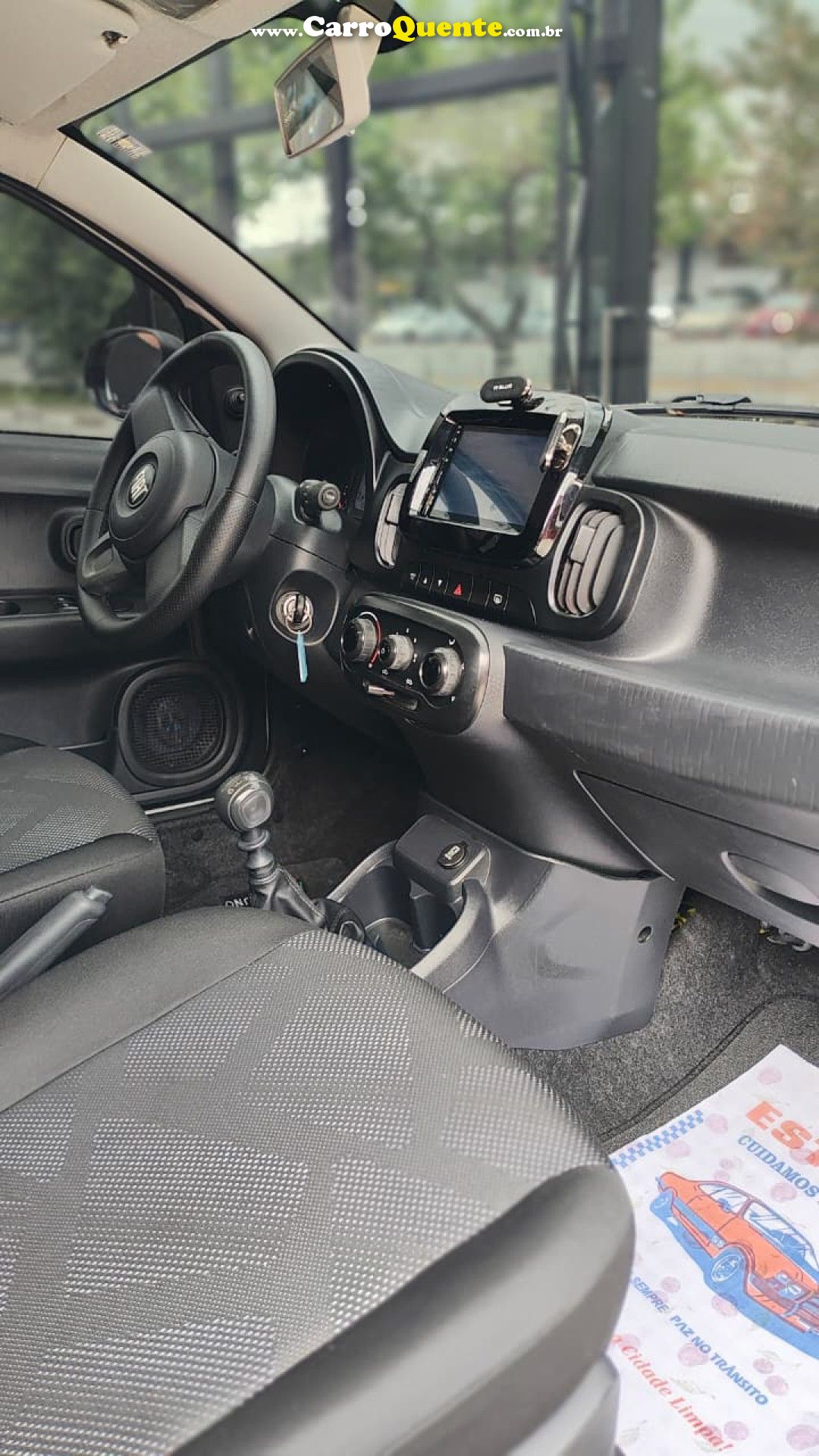FIAT   MOBI LIKE 1.0 FIRE FLEX 5P.   BRANCO 2024 1.0 FLEX - Loja