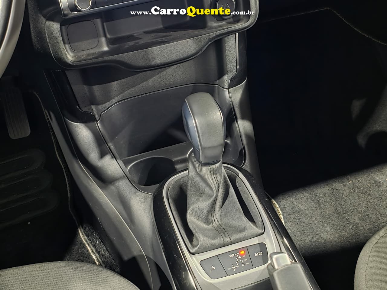 CITROEN C4 CACTUS 1.6 VTI 120 X-SERIES 2022 - Loja