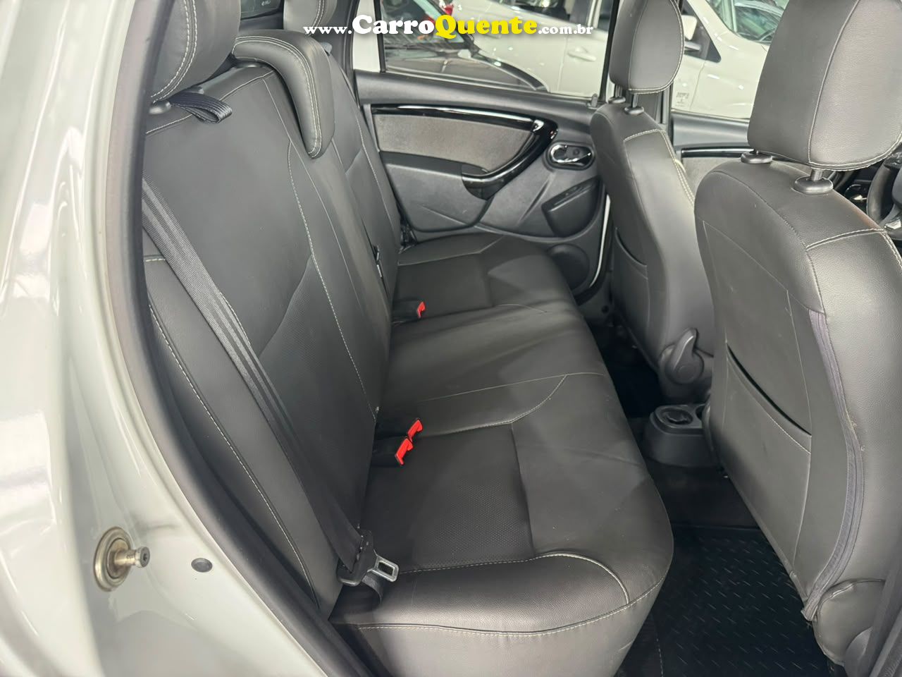 RENAULT DUSTER OROCH 2.0 16V HI DYNAMIQUE 2020 - Loja