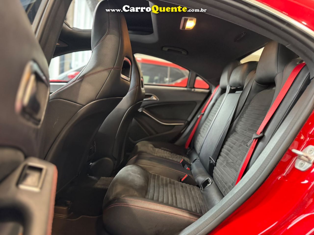 MERCEDES-BENZ CLA 250 2.0 CGI SPORT 7G-DCT 2015 - Loja