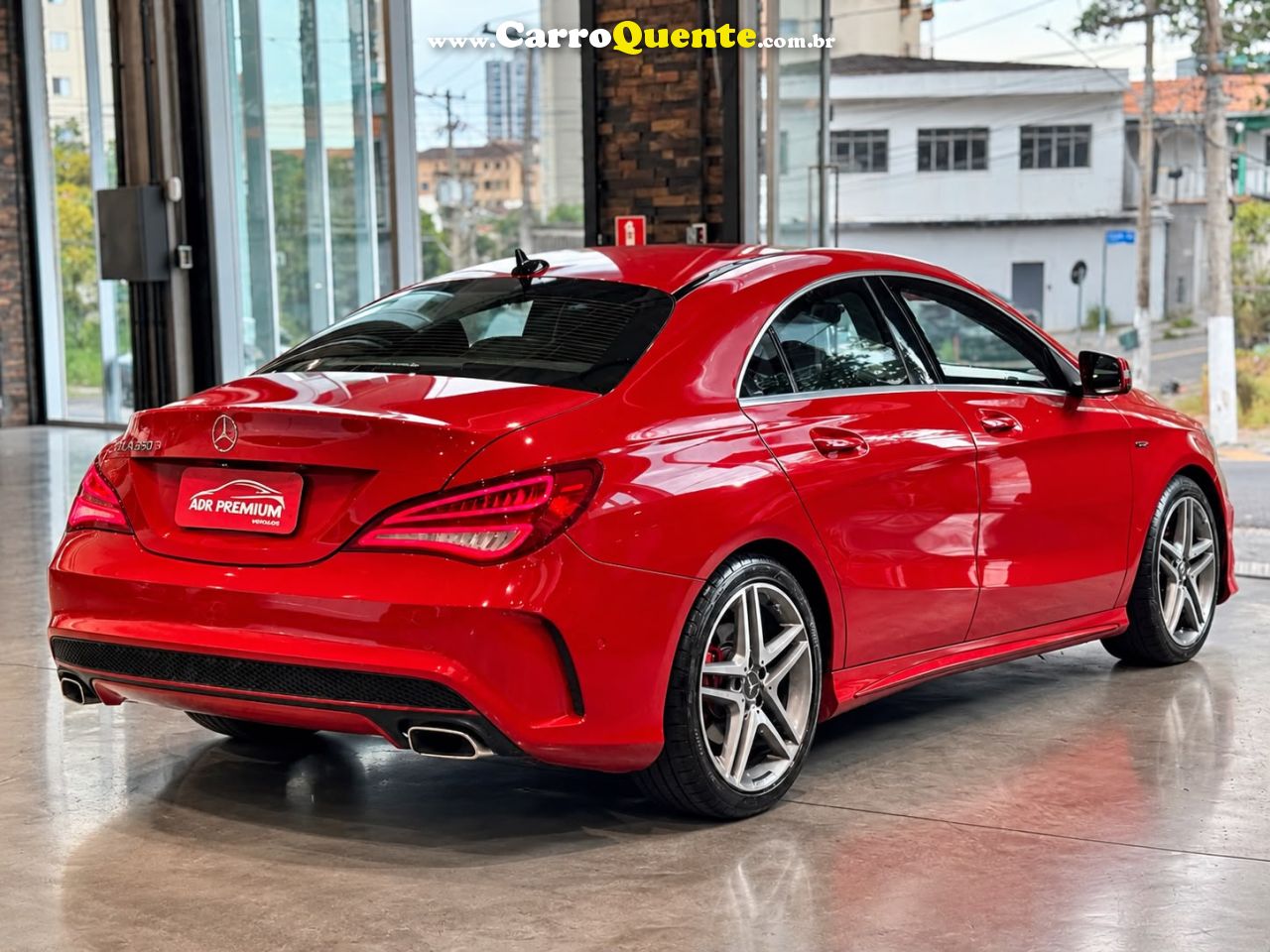 MERCEDES-BENZ CLA 250 2.0 CGI SPORT 7G-DCT 2015 - Loja